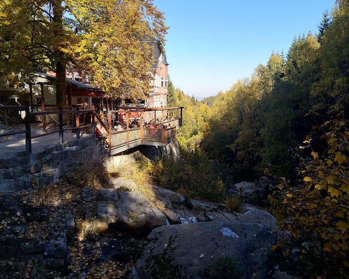 Waldgasthaus und Hotel Steinerne Renne